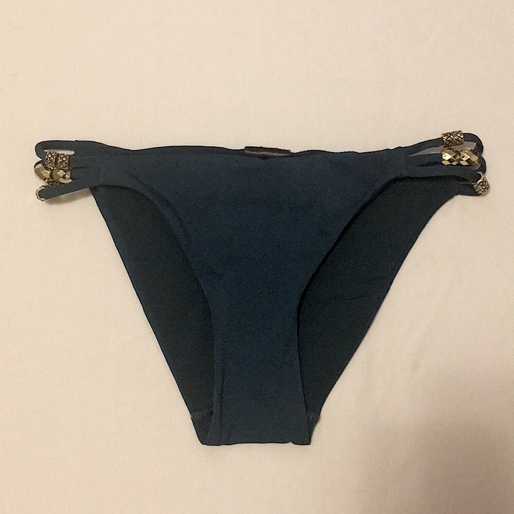 ✨4/$20✨ NWOT H&M Gold Beaded Emerald Bikini Bottom